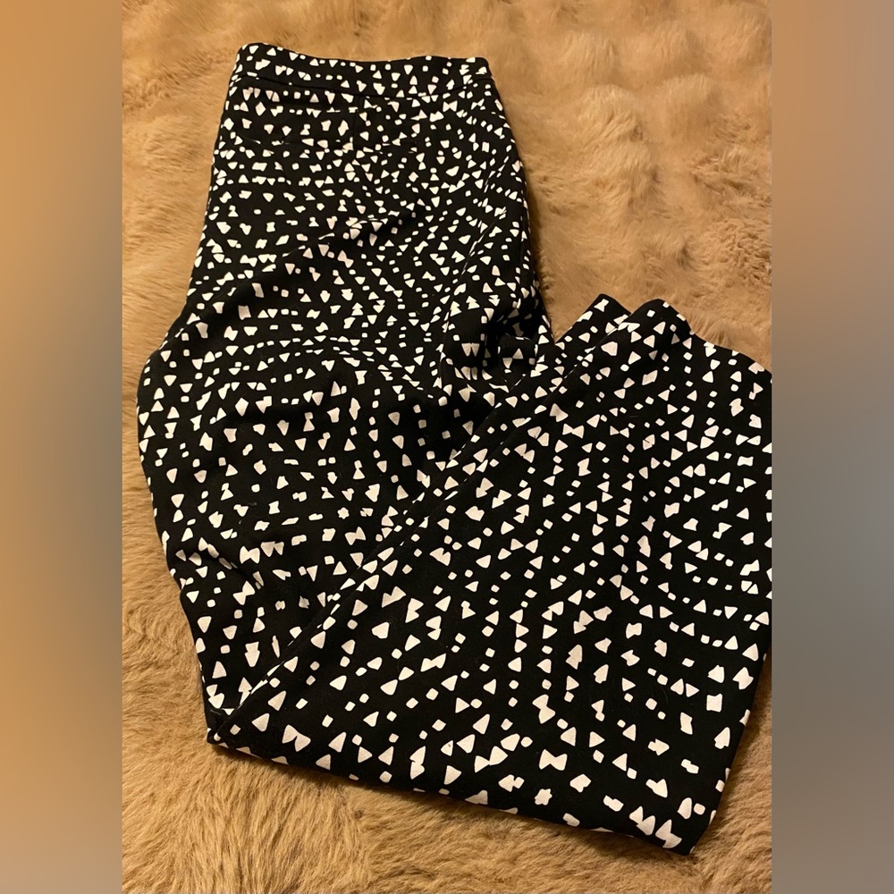 EUC Chaus New York Size 10 trousers